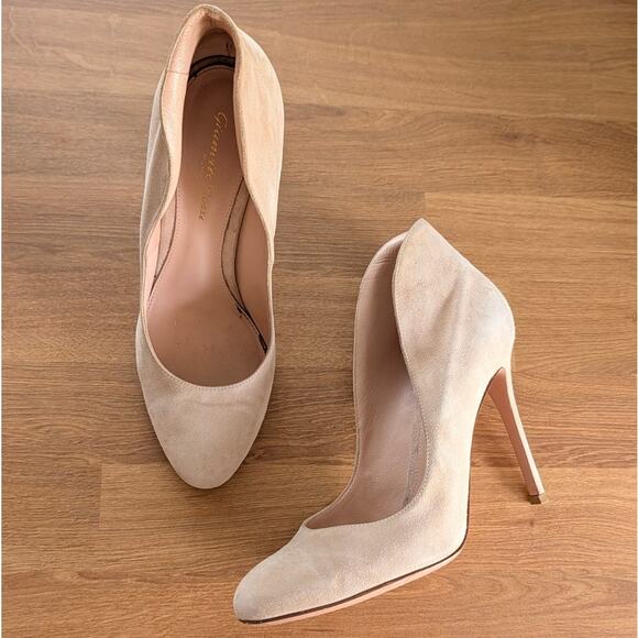 Gianvito Rossi Shoes - Gianvito Rossi Pump Side-dip IT37.5/US7.5 Leather Suede Almond Toe Stiletto Heel